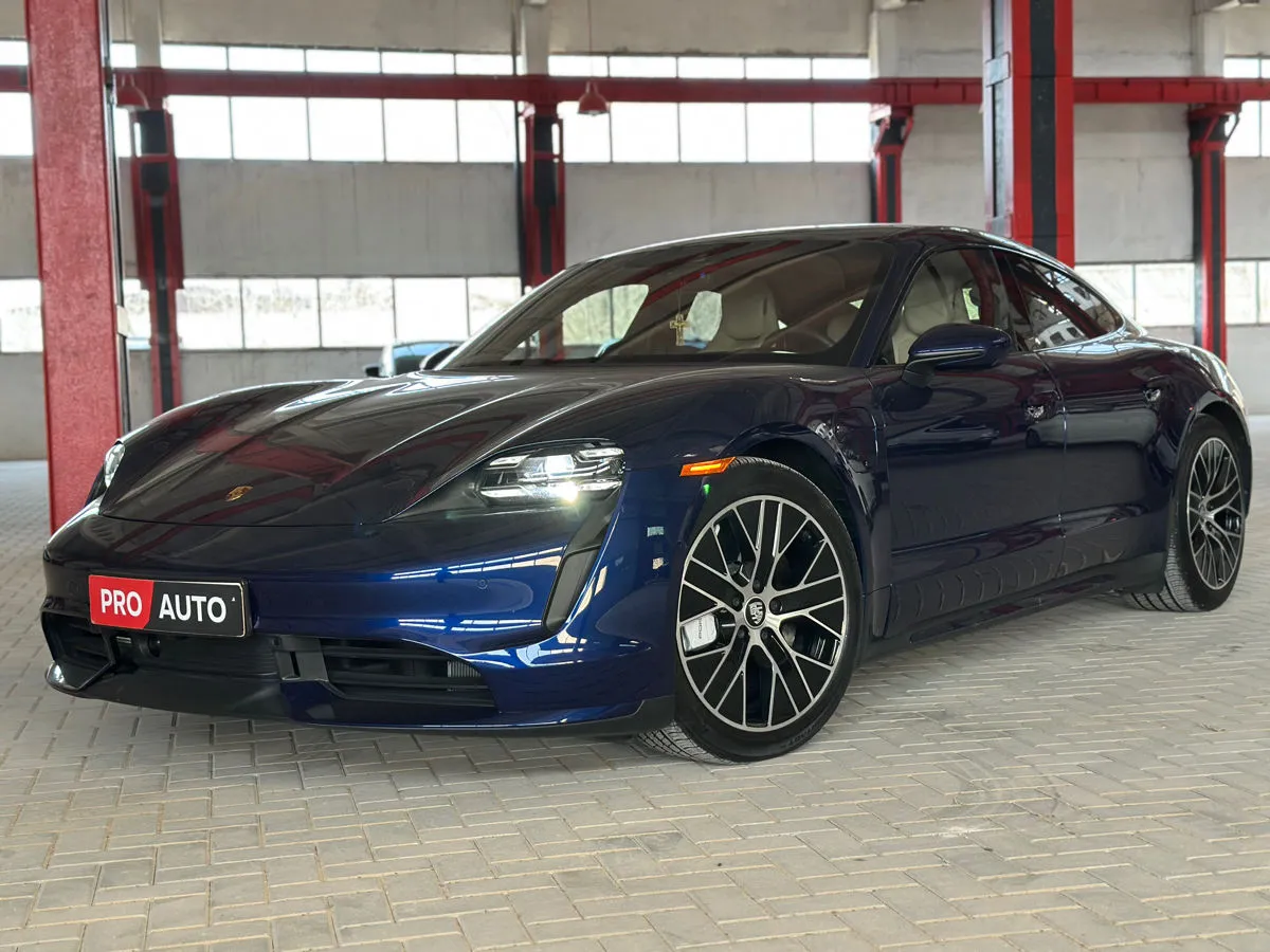 Porsche Taycan