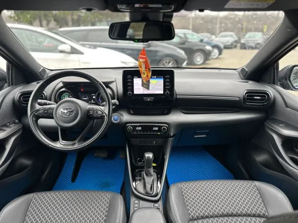 Thumbnail 9