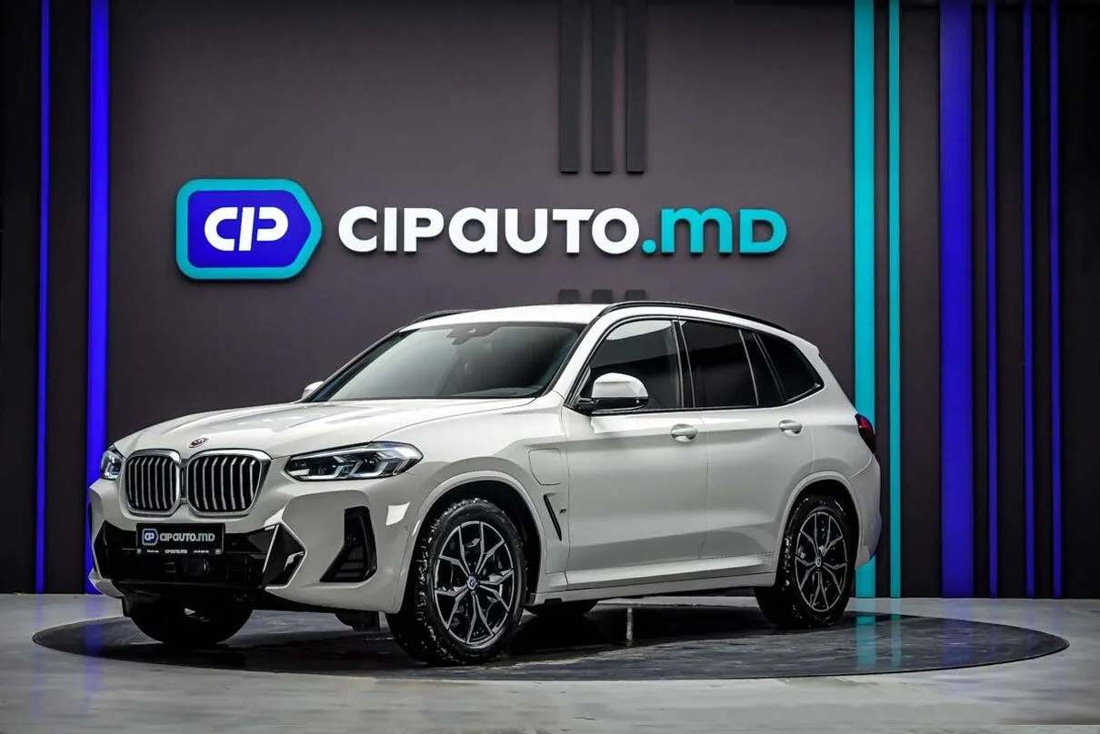 BMW X3 30e