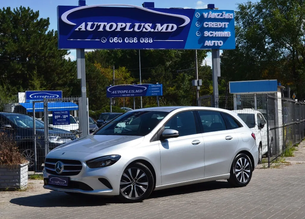 Mercedes B180d (W247)